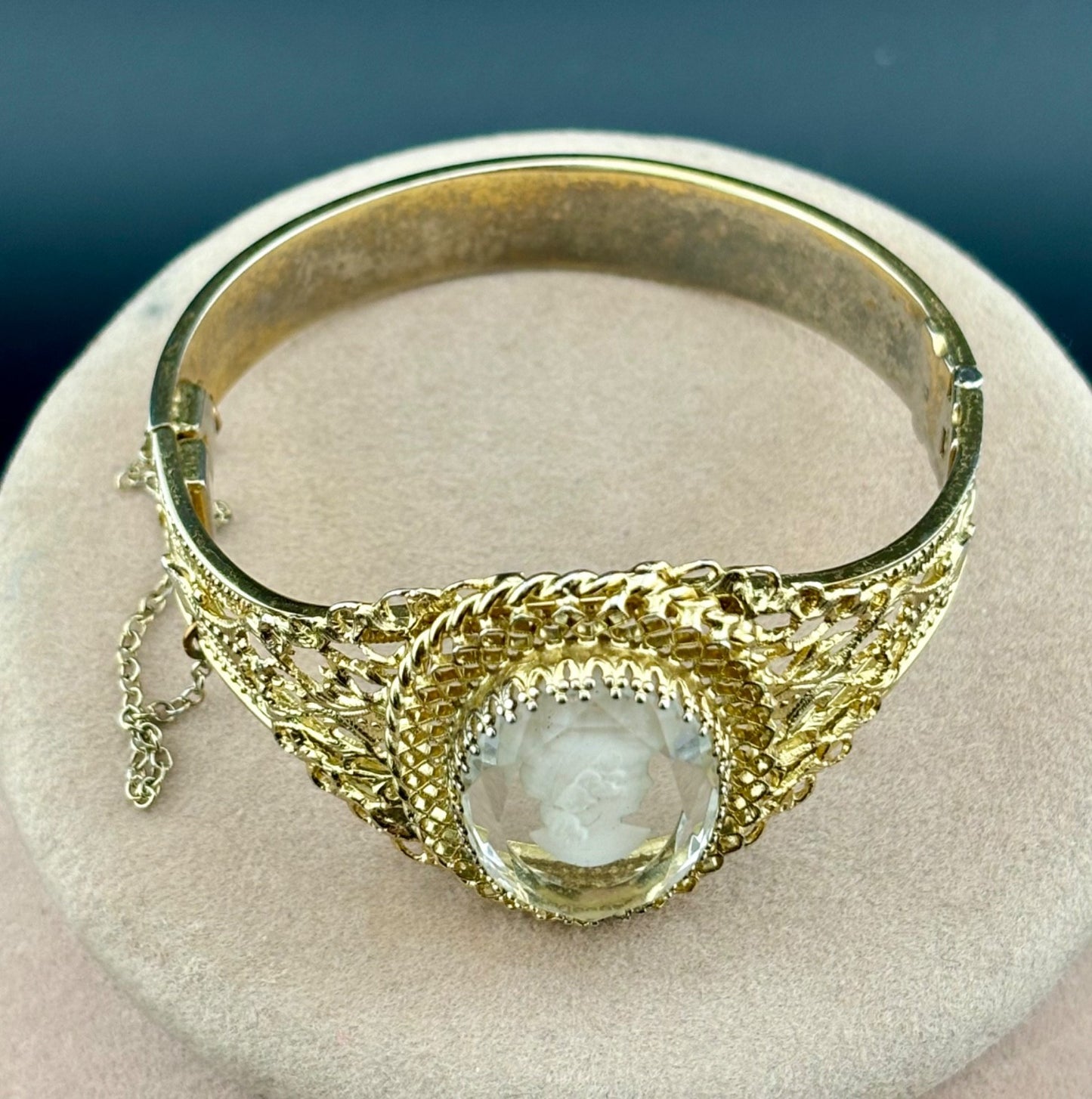 Vintage Whiting and Davis Gold Tone Glass Cameo Bangle Bracelet Hinged