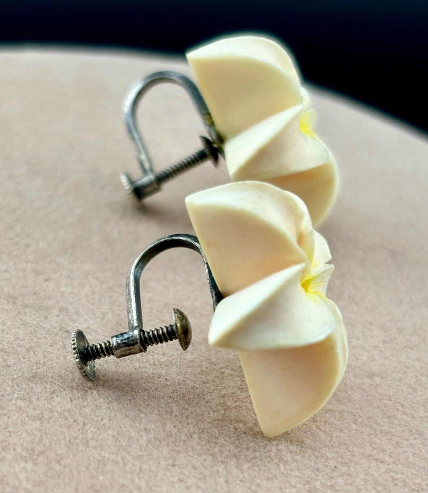 Vintage1950"s Screw Back Plumeria Blossom Earrings
