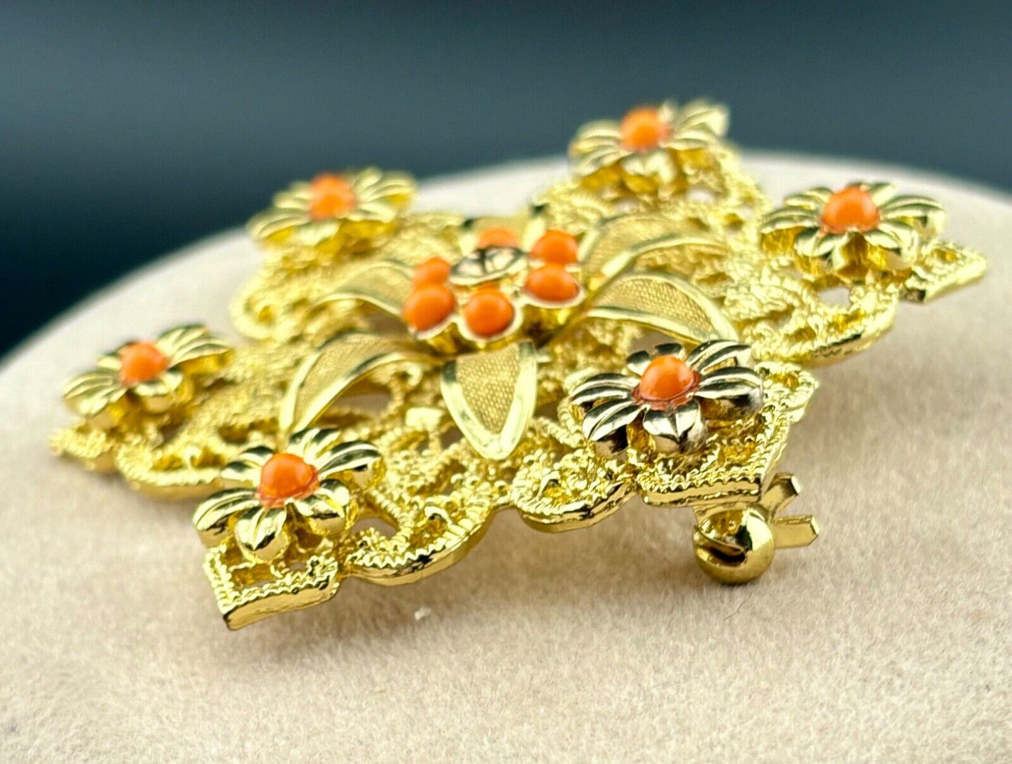 Vintage Gold Tone Orange/Coral Colored Bead Flowers Brooch NK