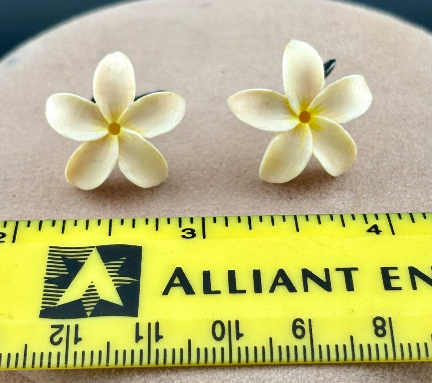 Vintage1950"s Screw Back Plumeria Blossom Earrings