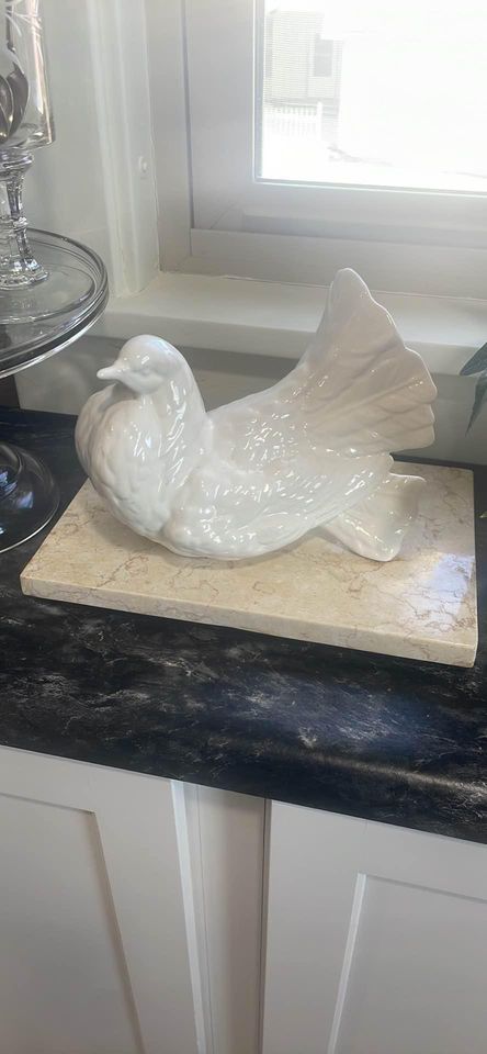 Beautiful Pair of Large White Dove Figures