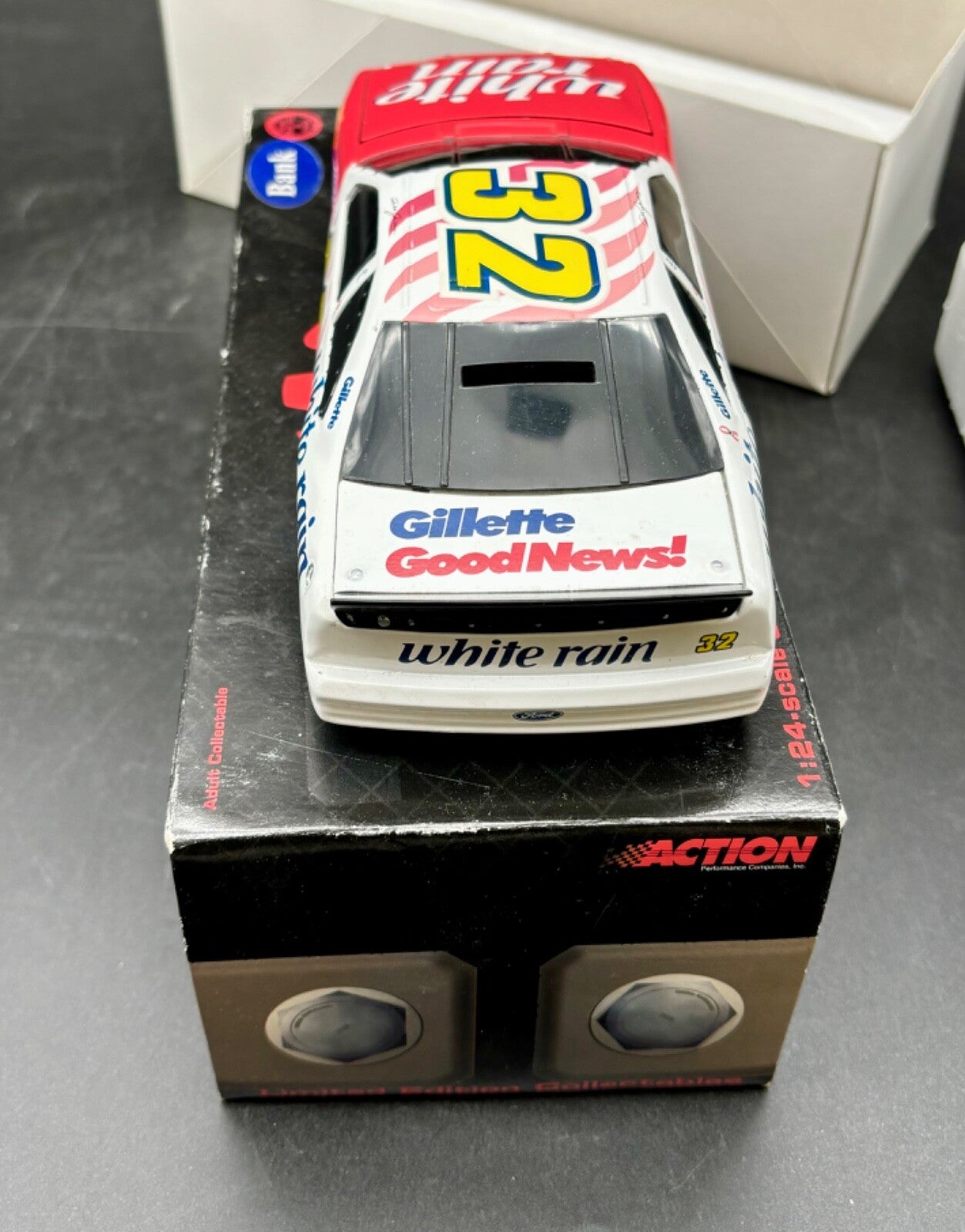 Bank Mac Tools Dale Jarrett 1997 Thunderbird #32 White Rain