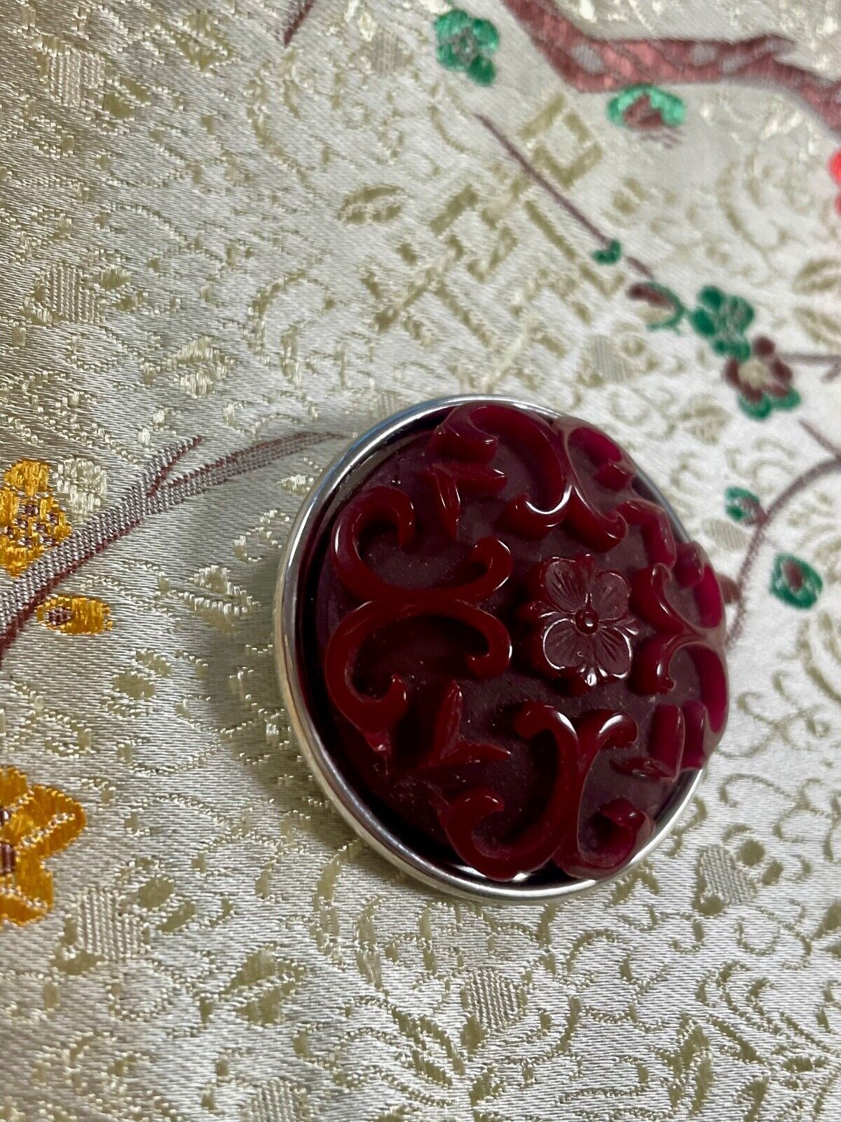 Vintage Red Bakelite Dress/Shoe Clip