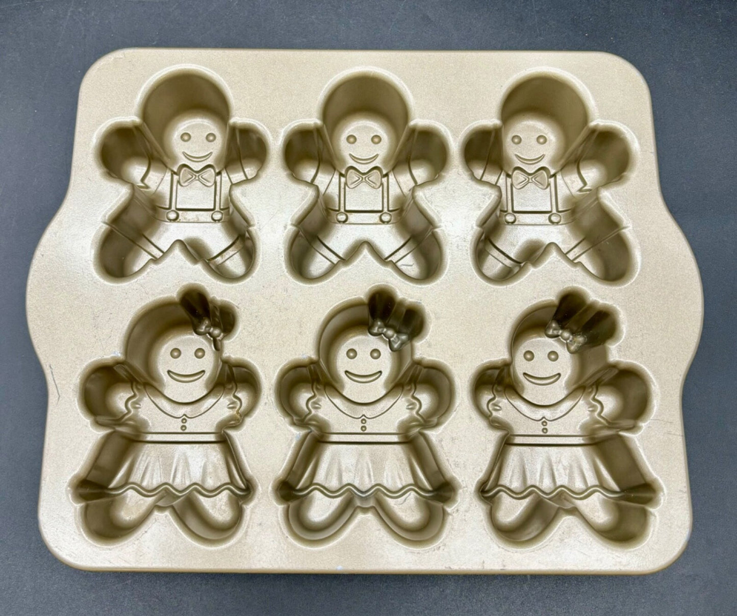 Nordic Ware Gingerbread Kids Cakelet Pan Gingerbread Boys Girls