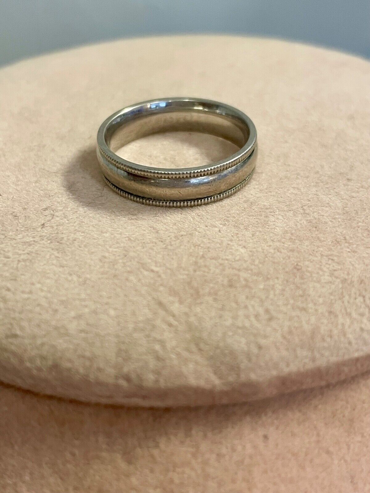 Rhodium Plated .925 Sterling Silver Coin Edge Wedding Band/Ring Sz. 7.5