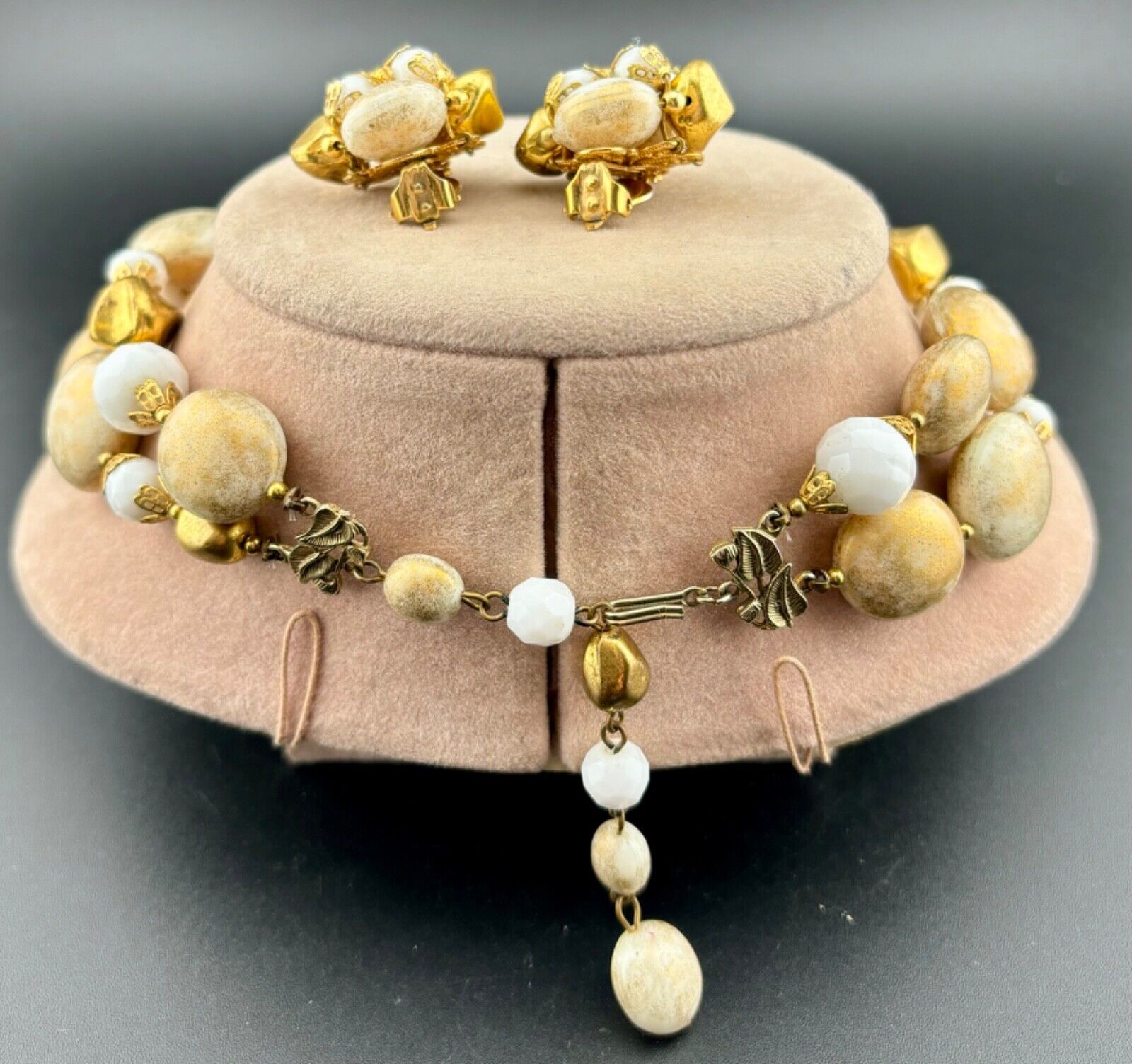 Vintage Gold and White Necklace/Earrings NK