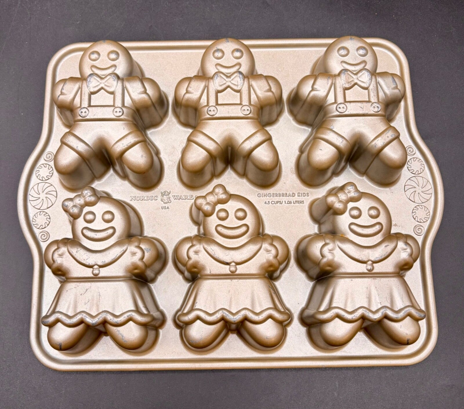 Nordic Ware Gingerbread Kids Cakelet Pan Gingerbread Boys Girls