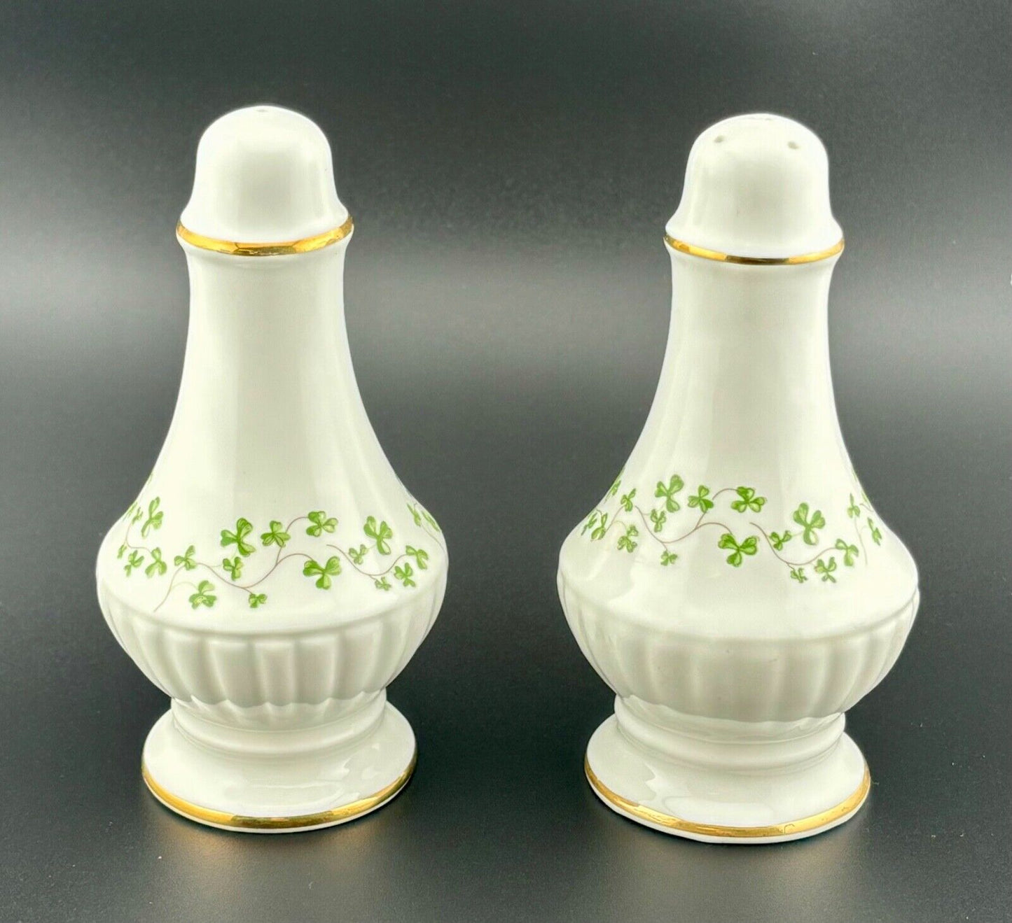 Royal Tara Salt and Pepper Shakers Trellis Made Ireland EUC Shamrocks