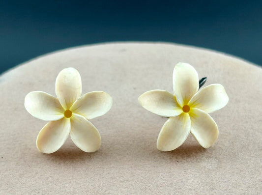 Vintage1950"s Screw Back Plumeria Blossom Earrings