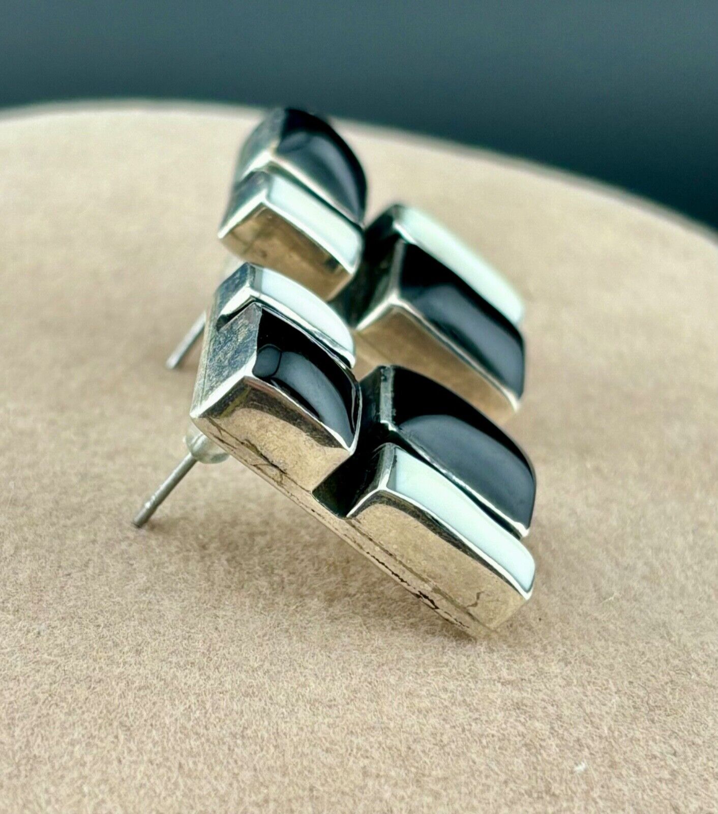 Sterling Silver Black/White Geometric Earrings Mexico NK