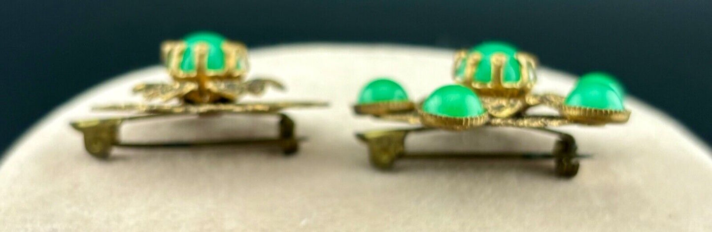 Vintage Pair of Green Costume Jewelry Pins/Brooches NK