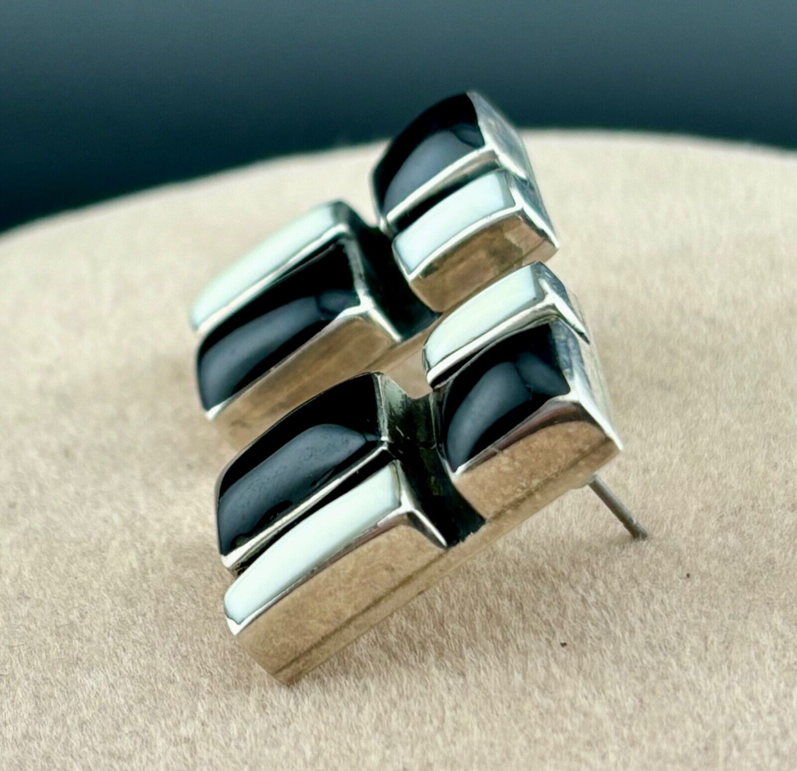 Sterling Silver Black/White Geometric Earrings Mexico NK