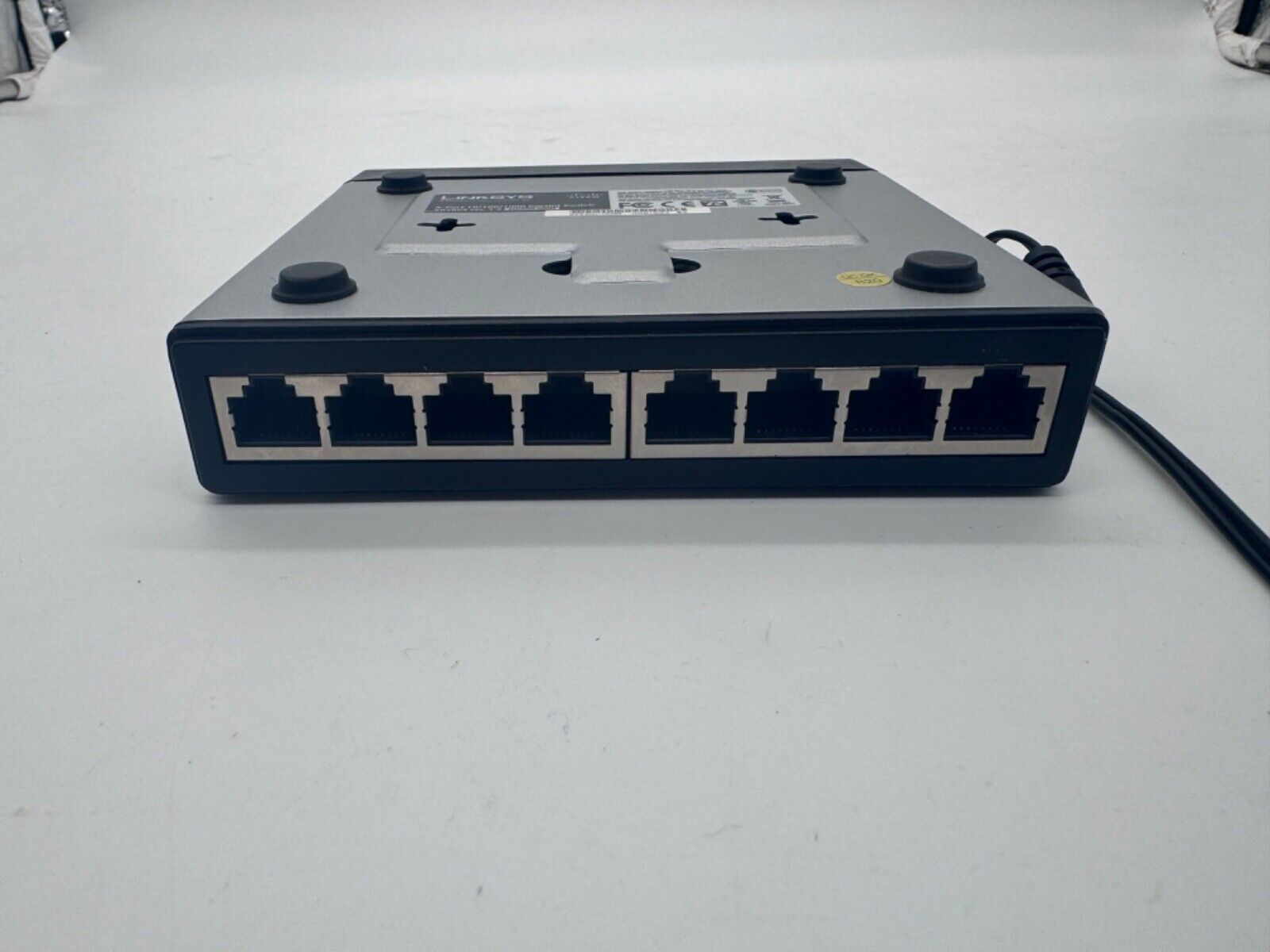 LINKSYS SD2008 8-PORT 10/100/1000 GIGABIT SWITCH