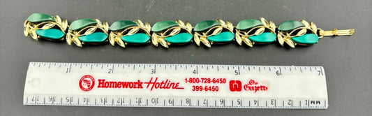 Vintage Green Thermoset Bracelet Gold Tone 2 Tone Leaves 7”