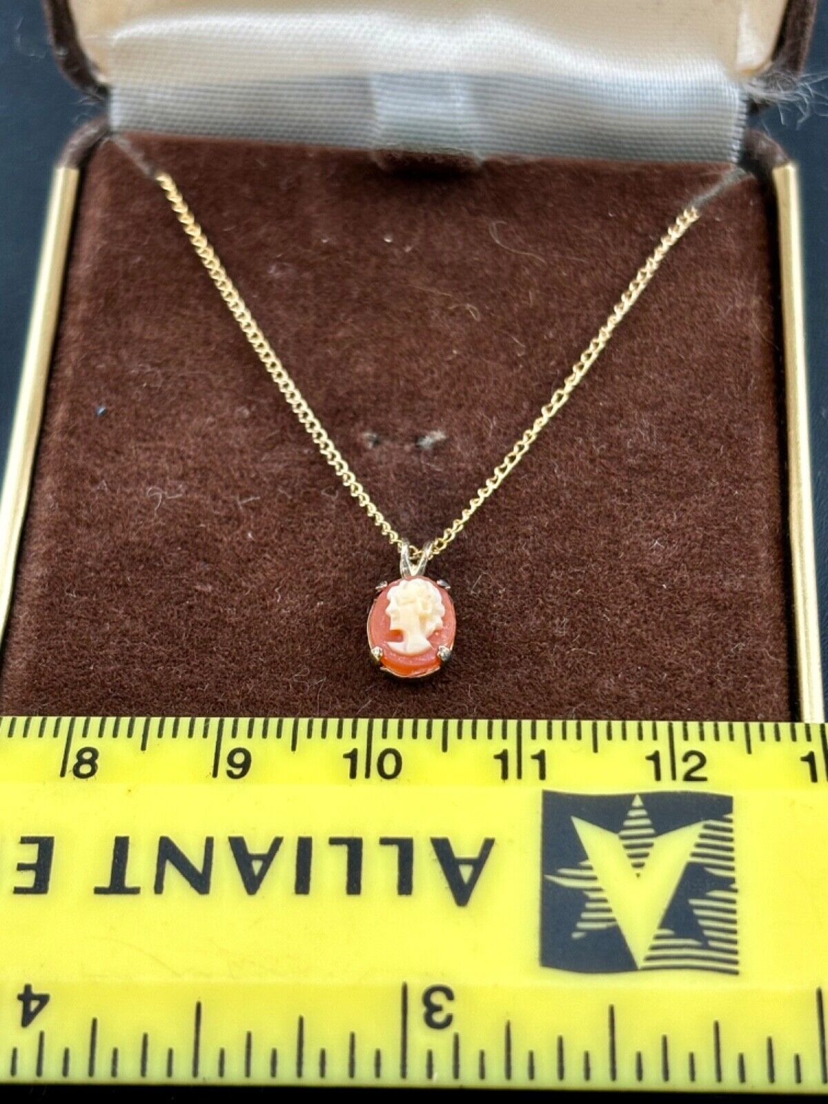 Vintage 12Kt Gold Filled Cameo Necklace NK