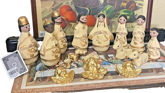 Vintage Mexico Mexican Folk Art Handmade Pottery 13 Piece Nativity Set