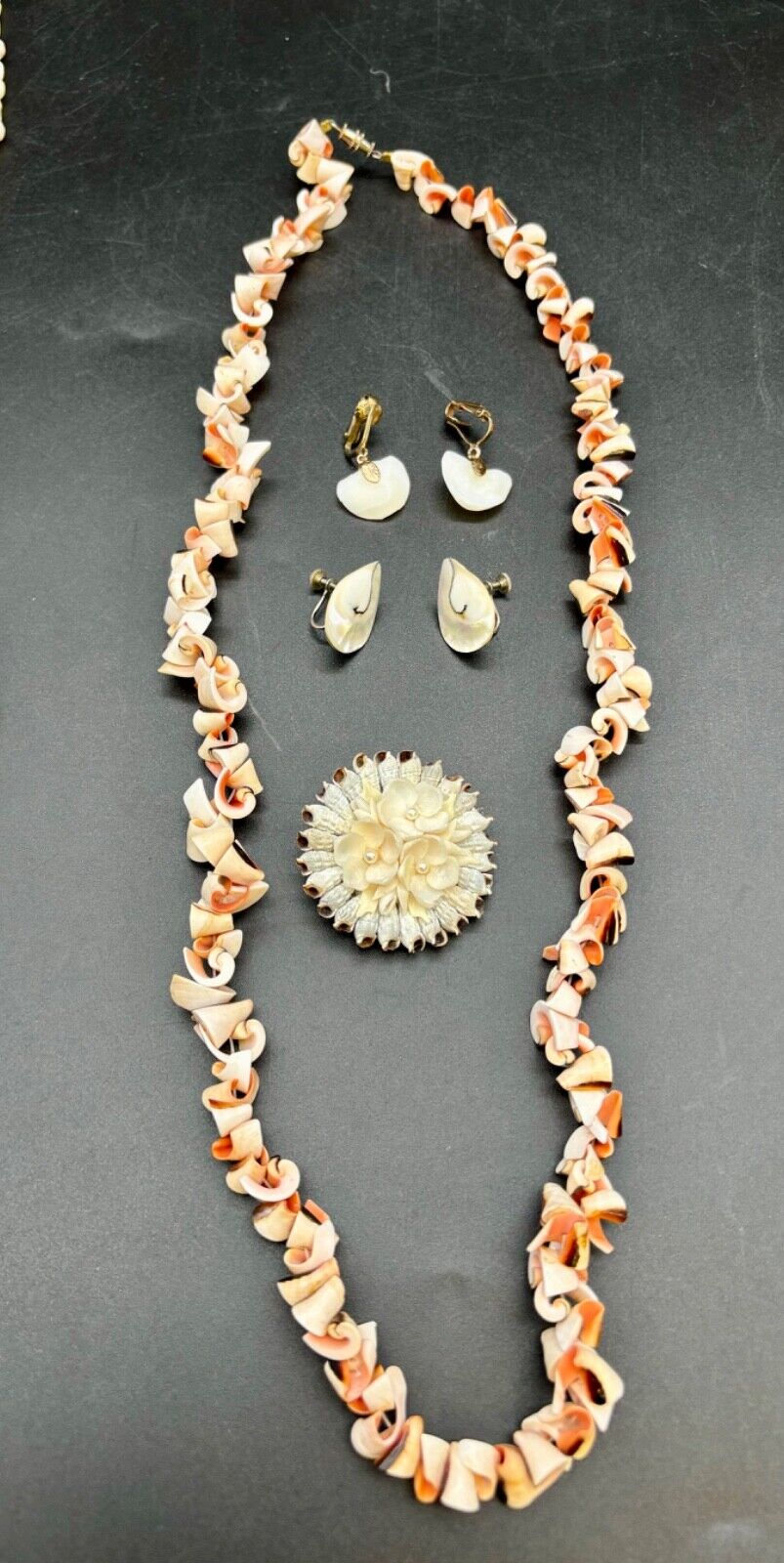 Lot of Vintage Shell Necklaces/Earrings/Brooch NK