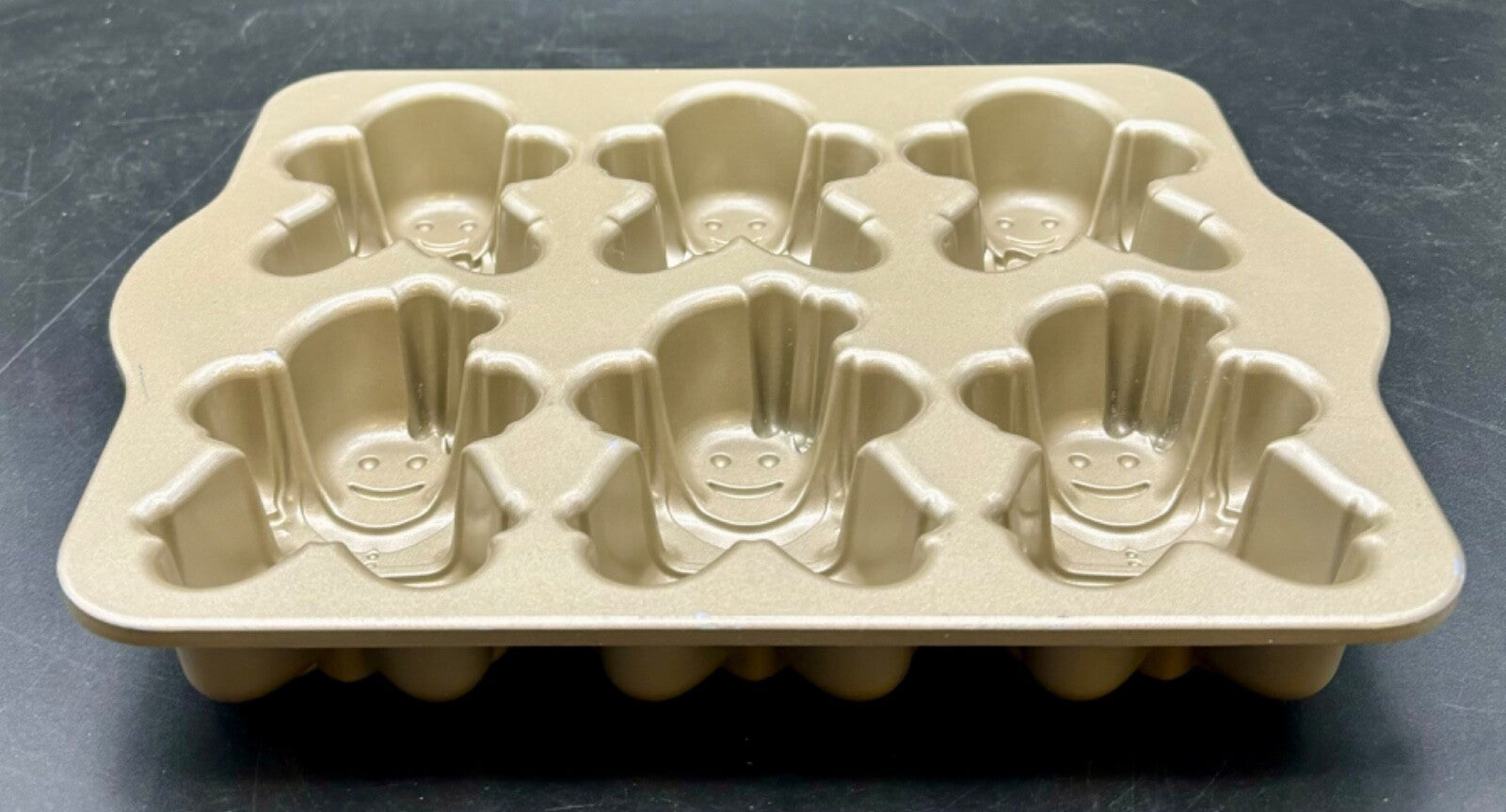Nordic Ware Gingerbread Kids Cakelet Pan Gingerbread Boys Girls
