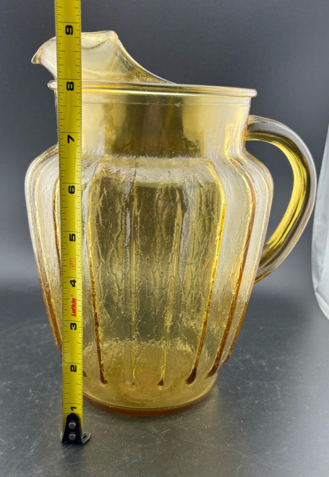 Vintage 1960s Glass Pitcher Anchor Hocking Sprucewood Honey Gold 86 Oz Ice Lip 