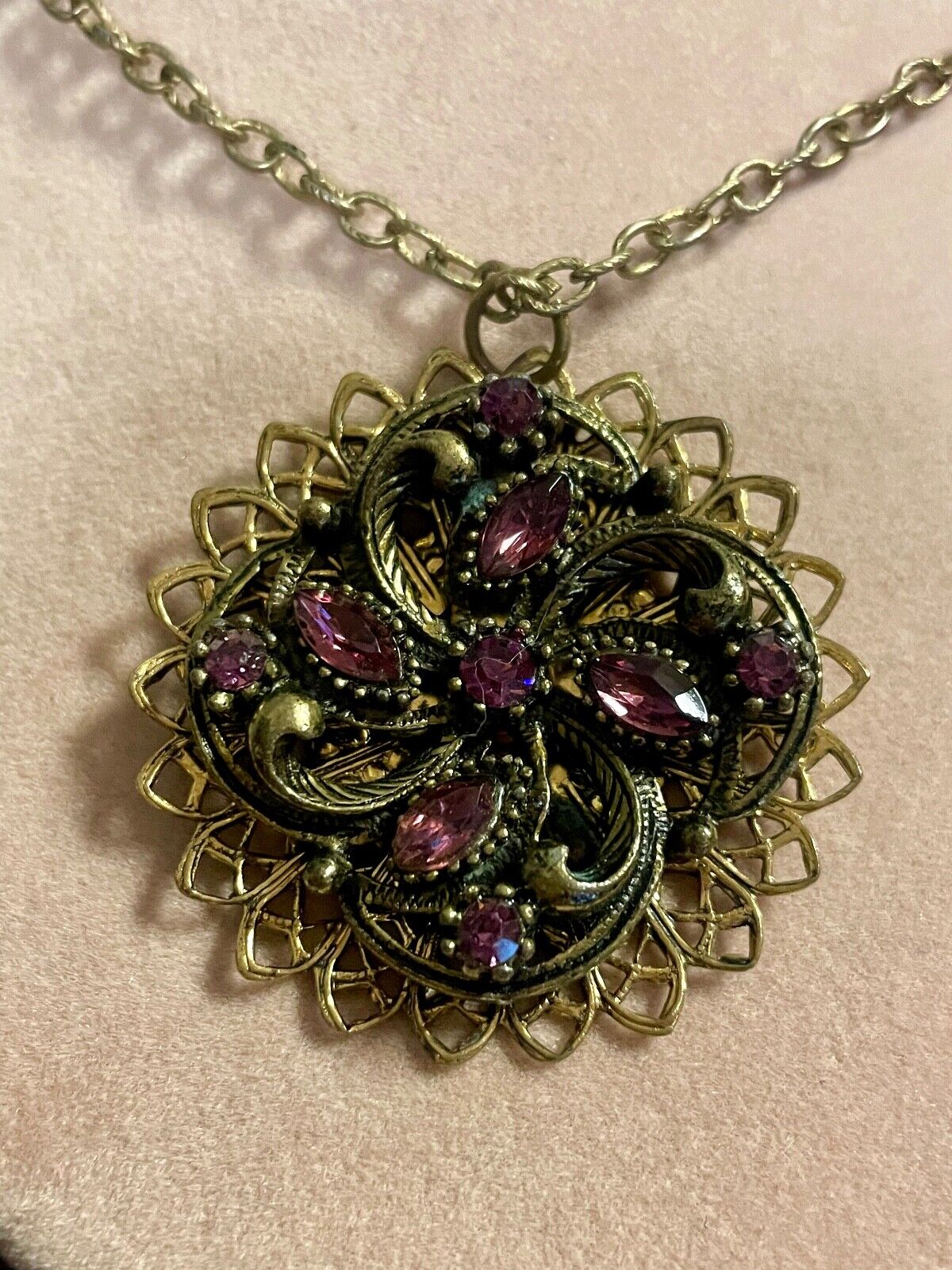 Large Vintage Purple/Amethyst Rhinestone Costume Jewelry Pendant Necklace