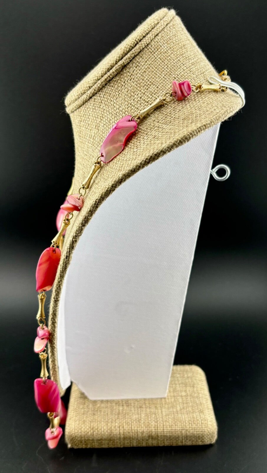 Vintage Gold-Tone and Pink Shell Beaded Necklace NK