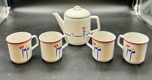 Vintage Porcelain Riva Designs Tulips 4 Cup Teapot with Lid White 4 Cups Japan