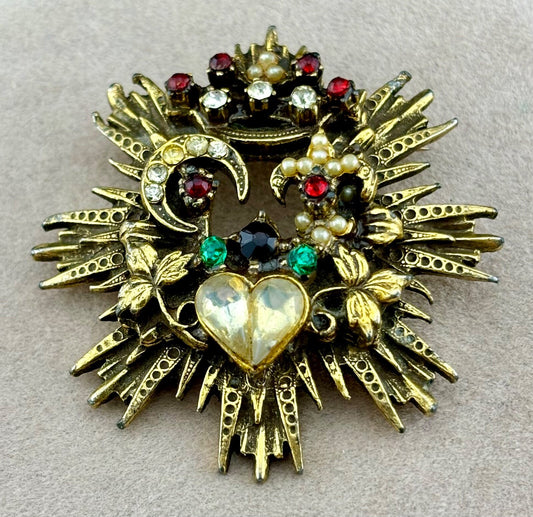Vintage Fanciful Victorian Style Costume Jewelry Brooch NK