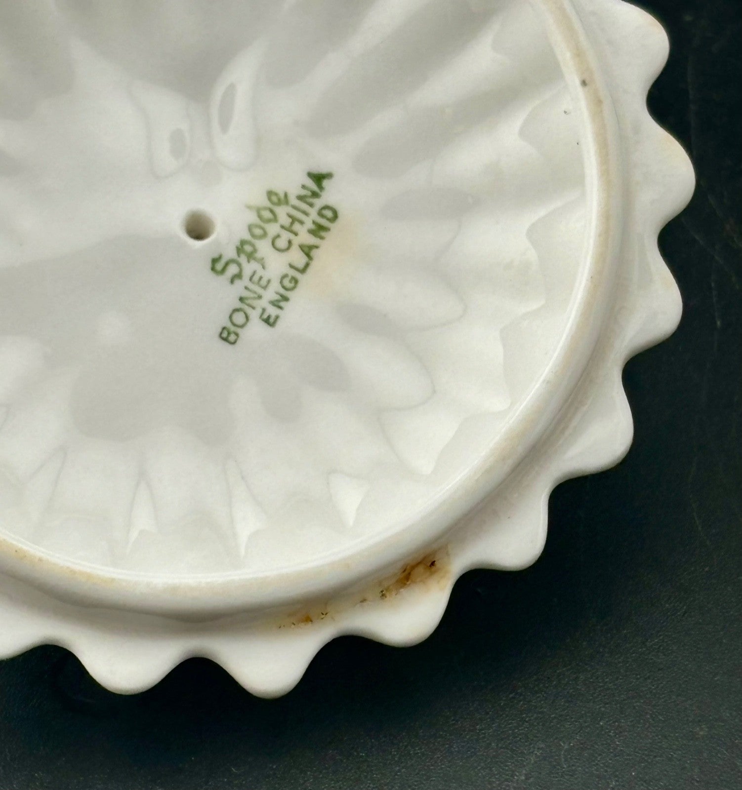 Spode Porcelain Cactus Shaped Lidded Dish Sugar England 4" w/Spoon
