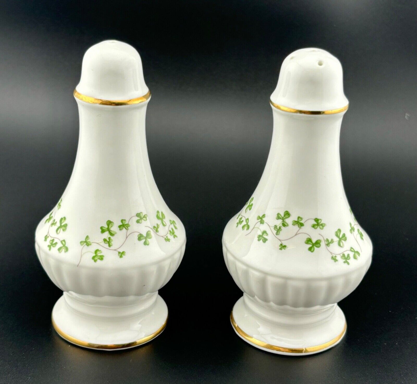 Royal Tara Salt and Pepper Shakers Trellis Made Ireland EUC Shamrocks