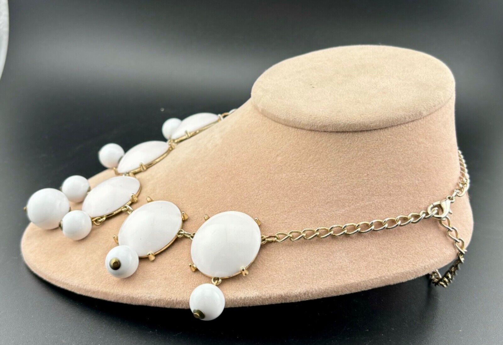 Vintage Statement Piece White Cabachon and Gold-Tone Necklace NK