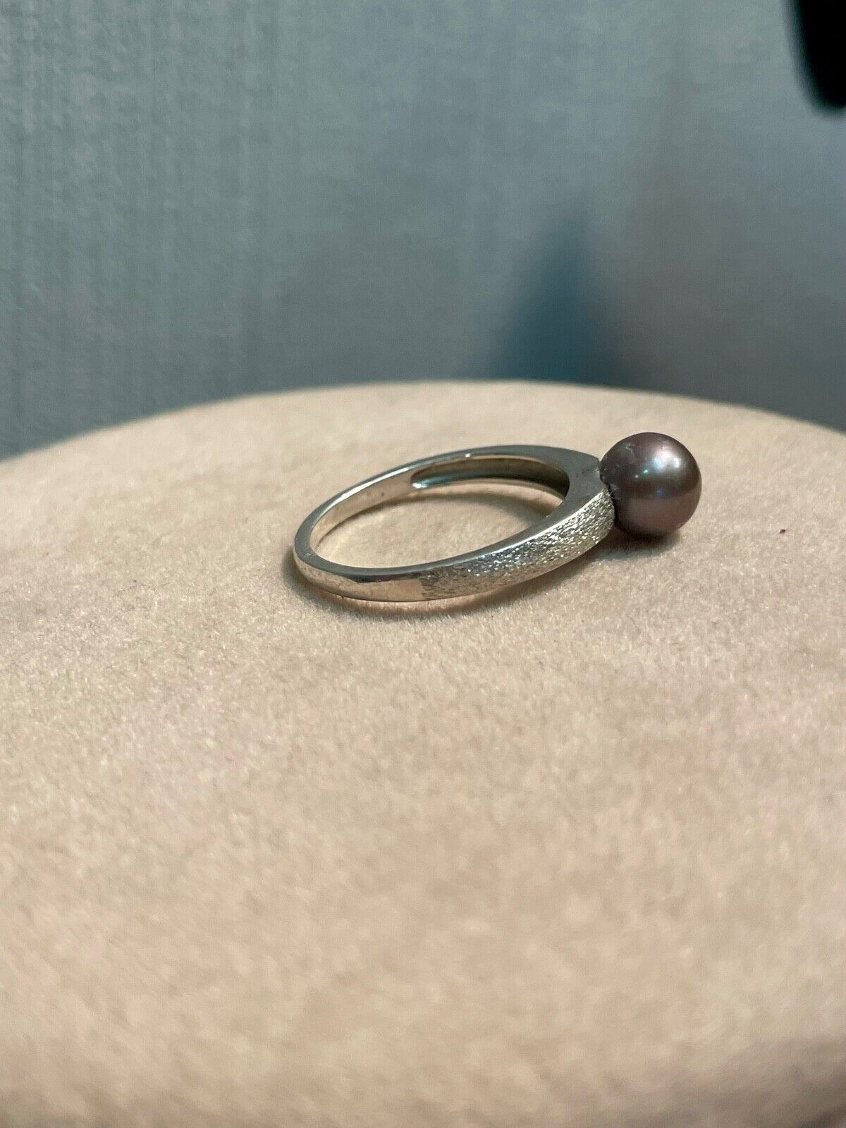 .925 Sterling Silver Gray Freshwater Pearl Ring Sz. 6.5