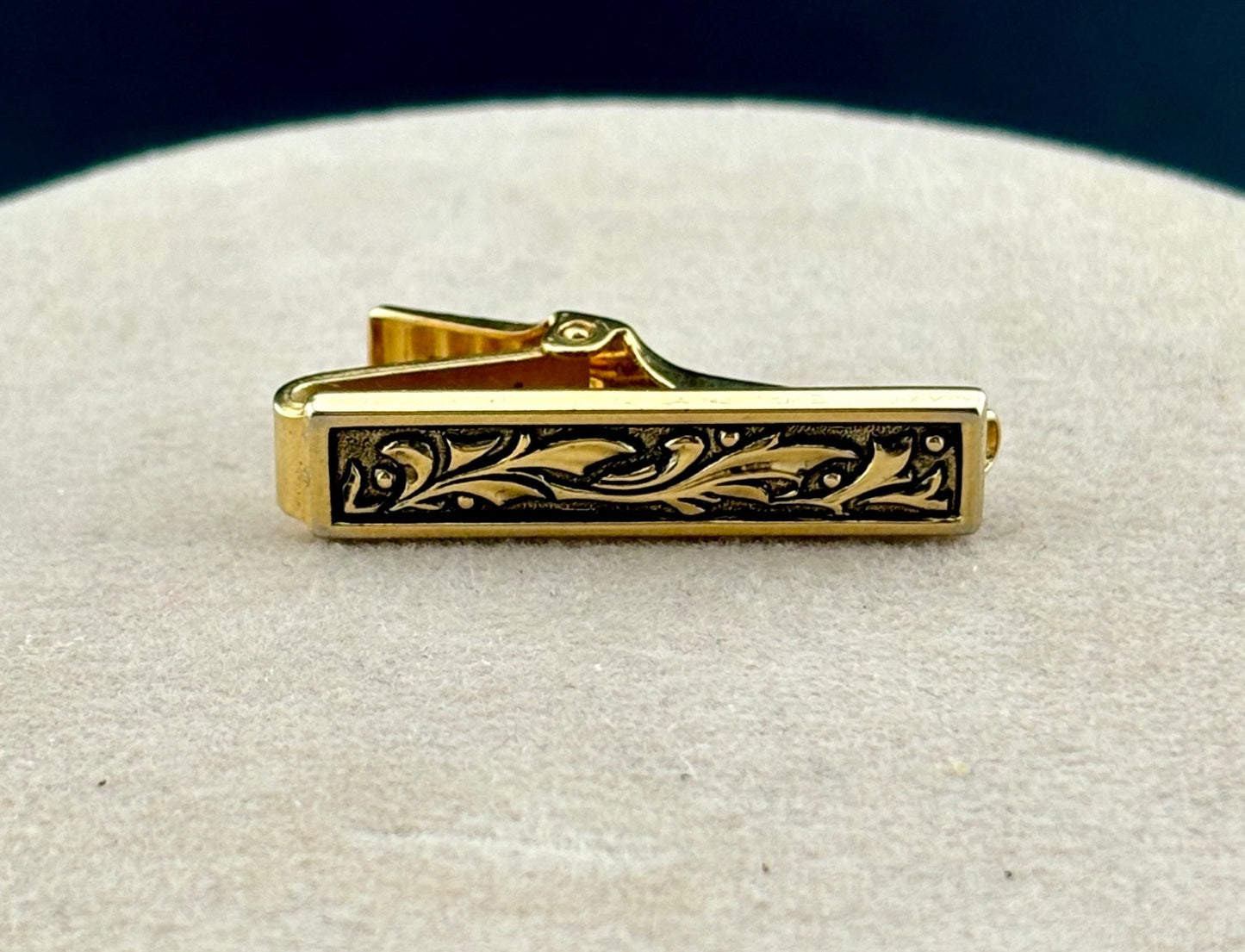 Vintage Anson Gold-Tone Floral Tie Clip