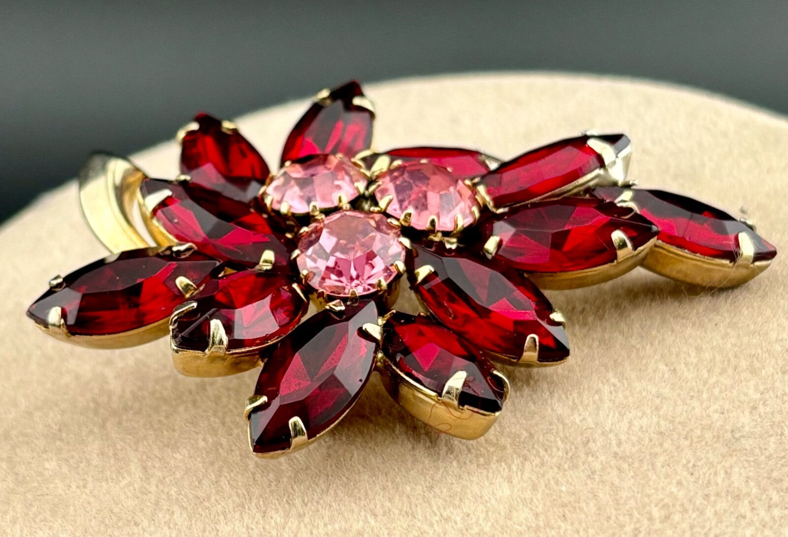 Vintage Pink/Red Rhinestone Brooch NK