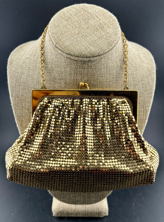 Vintage 1940's/1950's Whiting and Davis Gold Mesh Purse