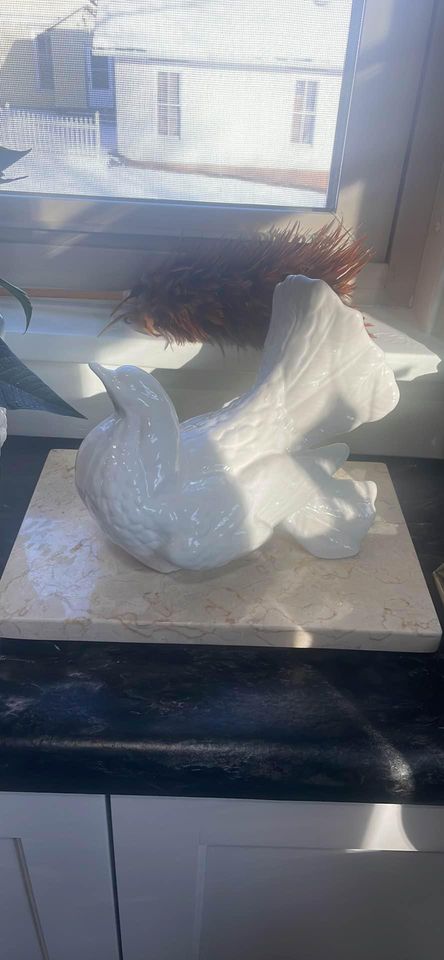 Beautiful Pair of Large White Dove Figures